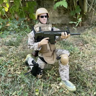 Full Set of Accessories for Airborne Elite Paratrooper