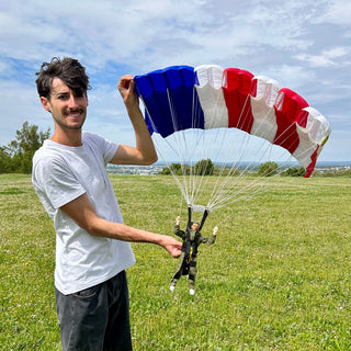 Micro Parachutiste RC avec Parachute - ARF